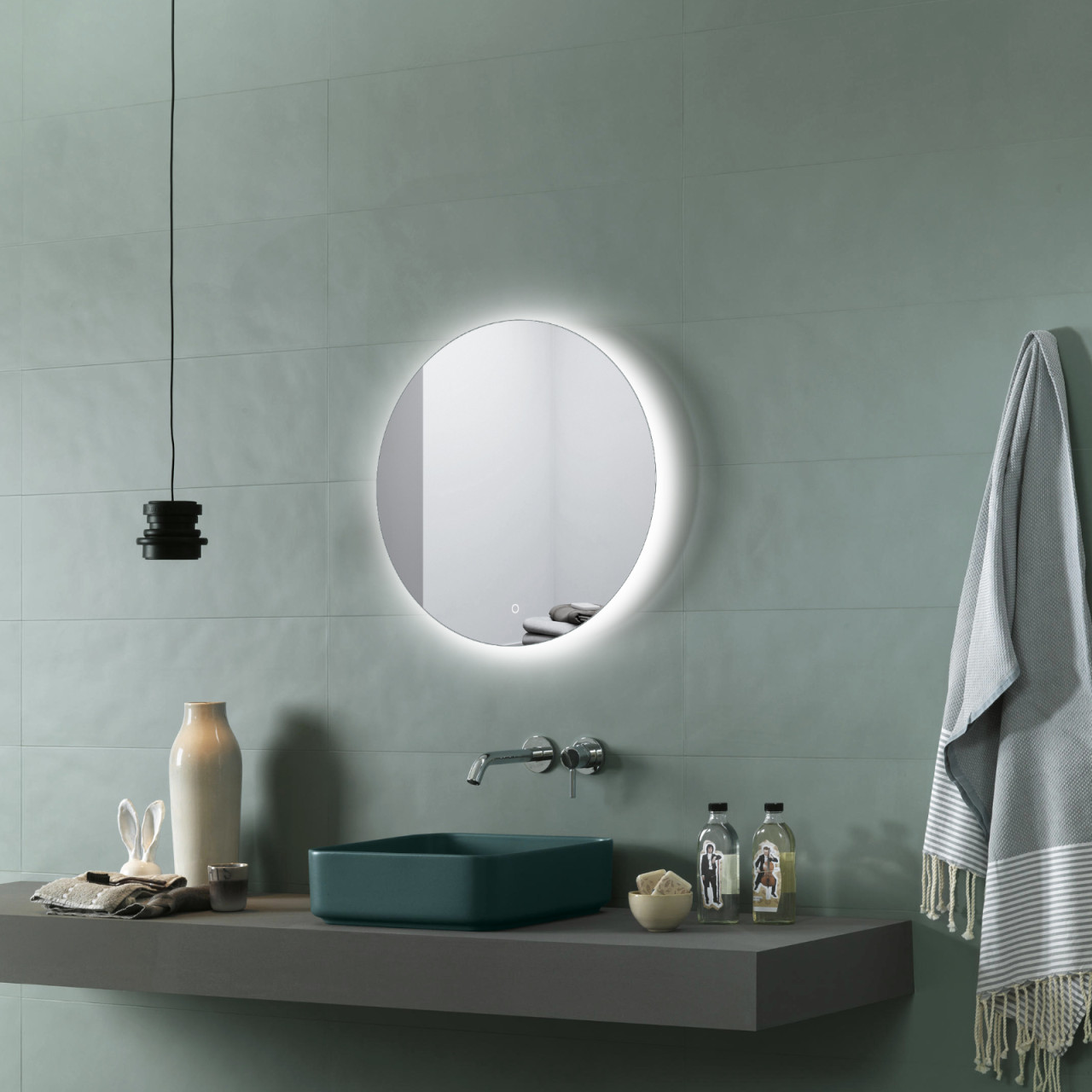 Specchio bagno retroilluminato tondo D. 70 cm con cornice a LED